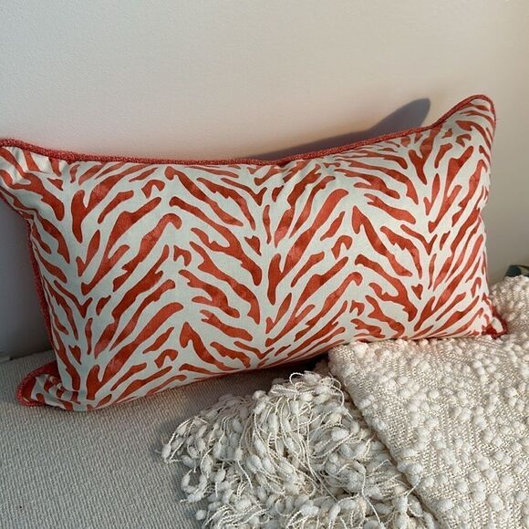 Frontgate Coral Print Accent Throw Pillow - Picture 1 of 8